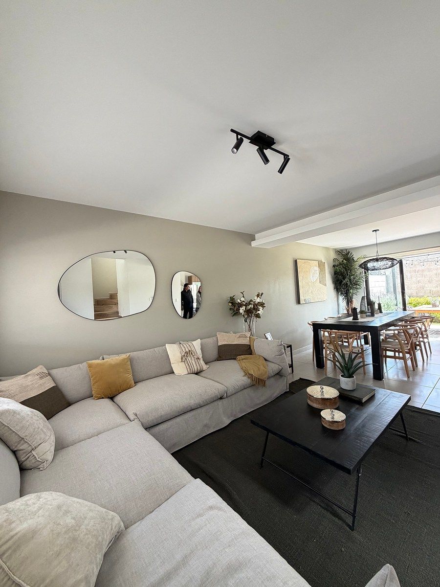 Casa en Venta en el Querétaro Moderno a un lado de Zakia