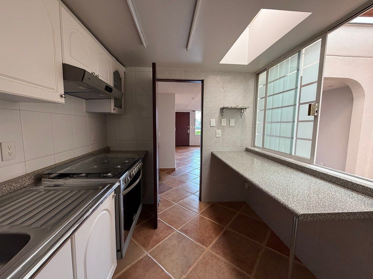 House in Gated Community in Cuajimalpa, Cuajimalpa de Morelos, photo 7 of 33