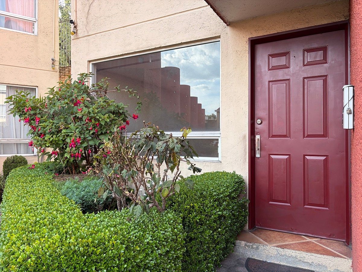 CUAJIMALPA RENT HOUSE IN CONDOMINIUM 5 MIN FROM SANTA FE, photo 1 of 33