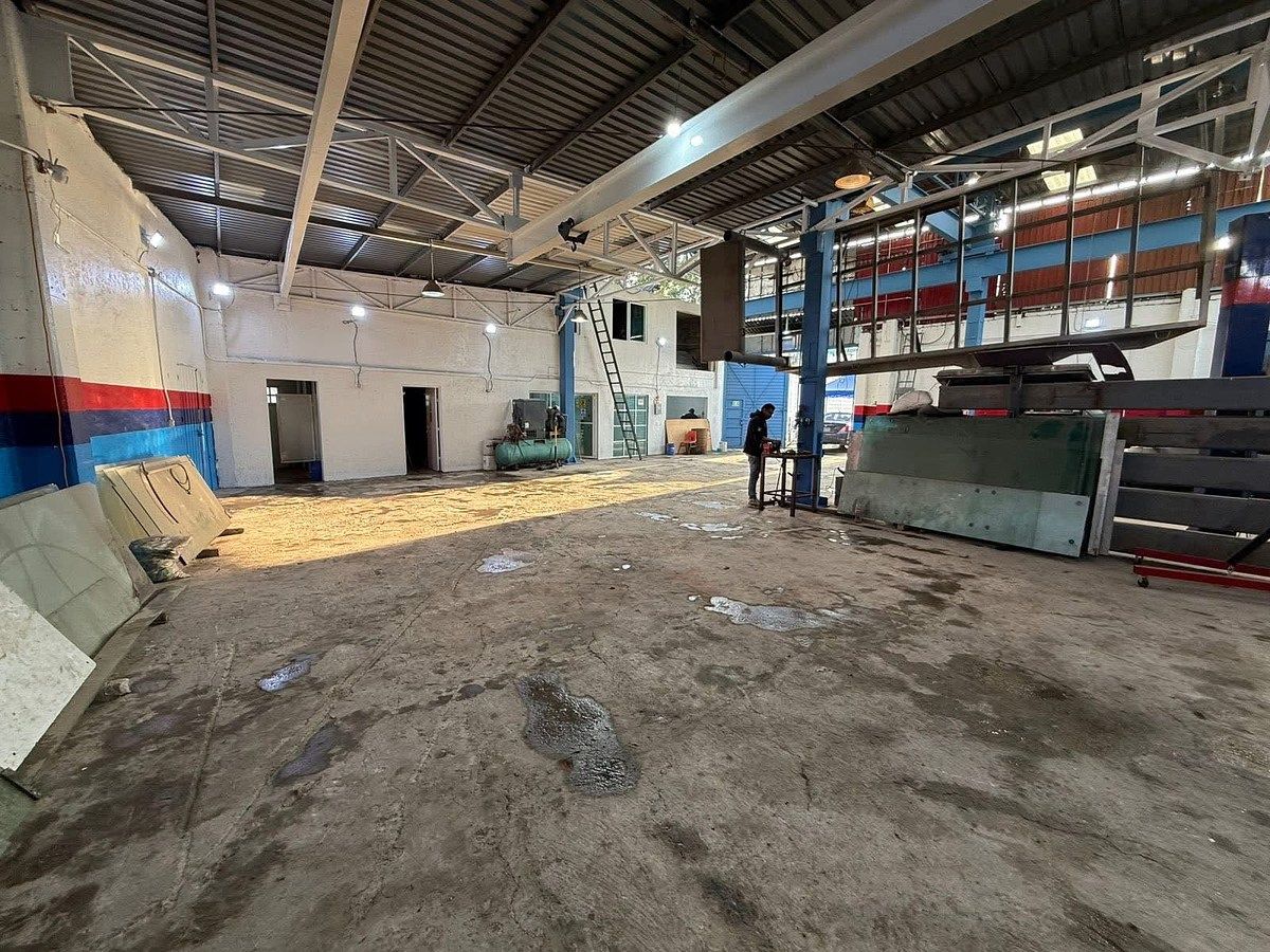 Industrial Warehouse for Sale in Huixquilucan, photo 1 of 6