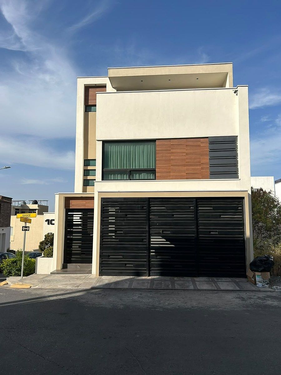CASA EN VENTA EN CUMBRES ELITE,  9no. Sec., ARRIBA DE LEONES, foto 1 de 38