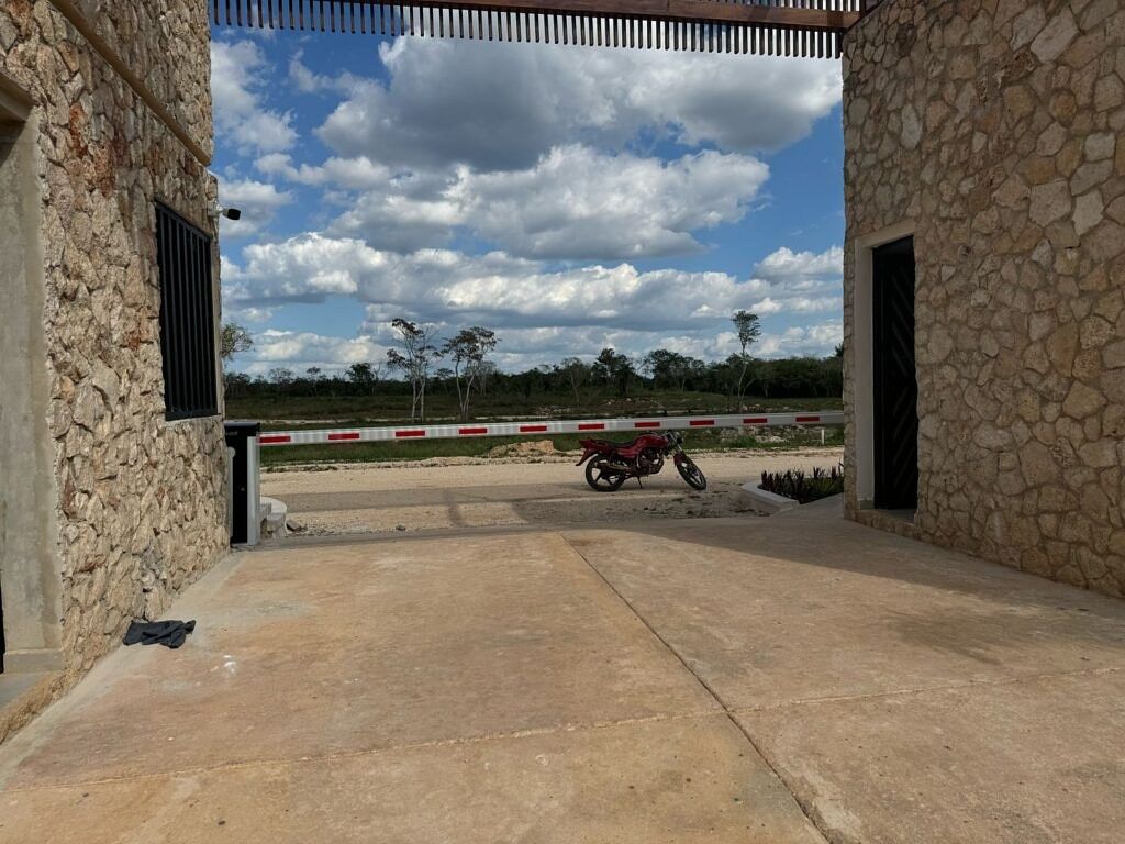 Lote em Tesoco, Valladolid, foto 6 de 7