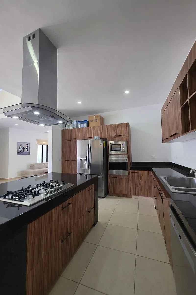 Casa em condomínio fechado em Conkal, Conkal, foto 3 de 11