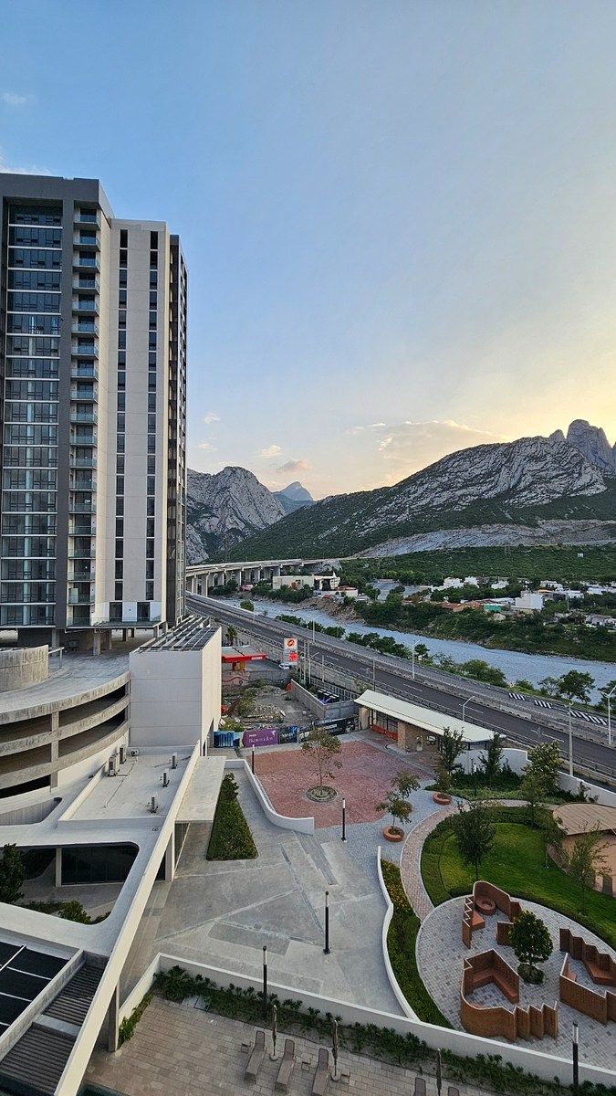 Departamento para Aluguel – Torre Murania, Vía Cordillera, foto 1 de 13