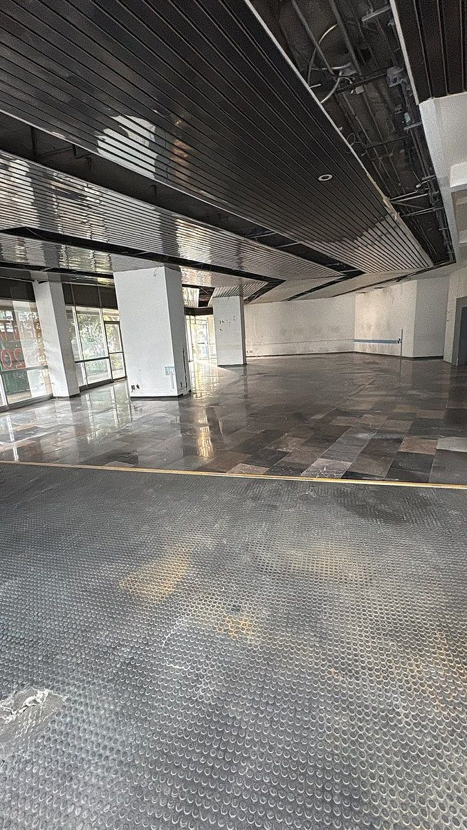 Commercial Storage Unit in Del Valle Centro, Benito Juárez, photo 2 of 10