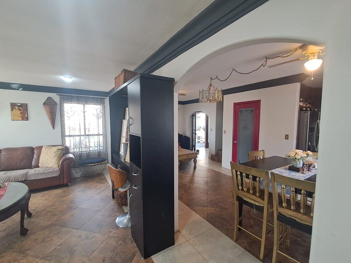 Casa en La Gloria, Tijuana, foto 9 de 38