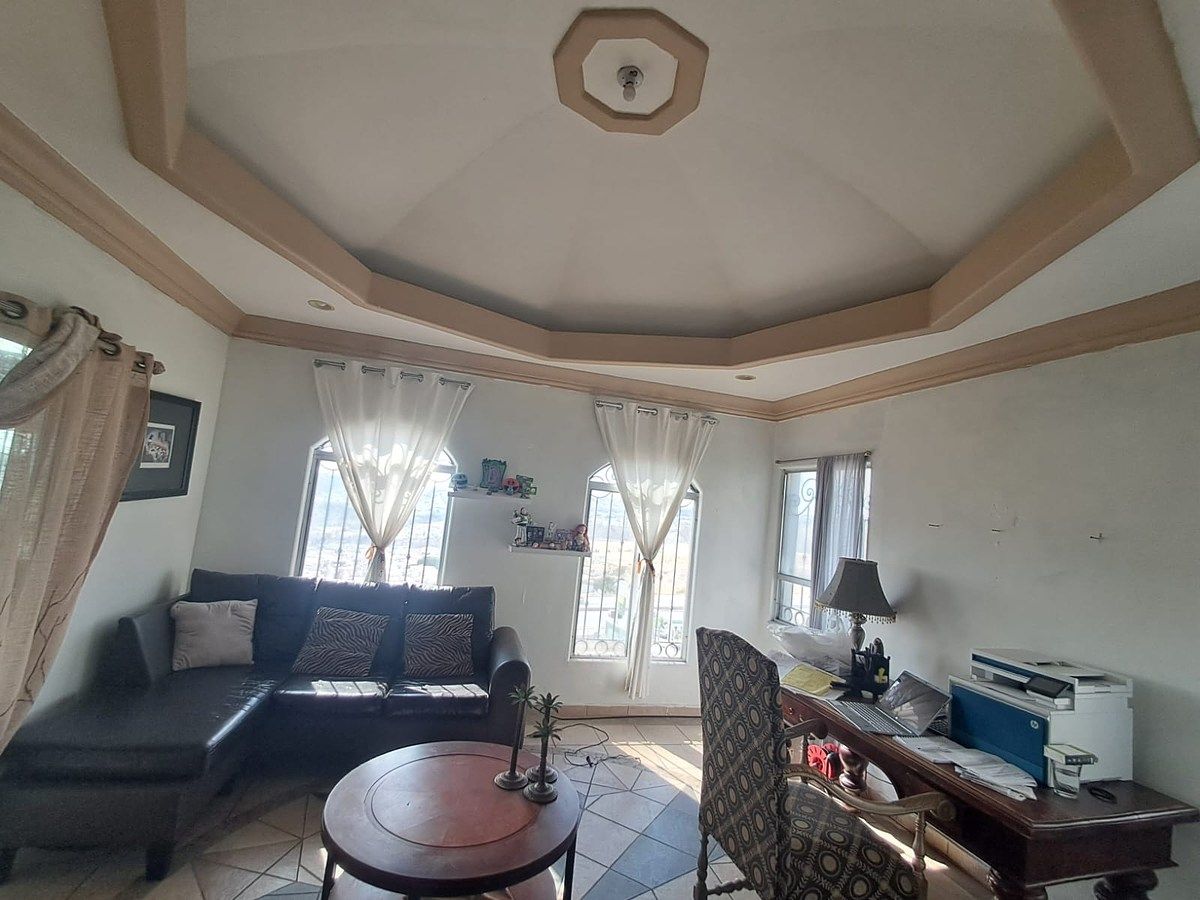 Casa en La Gloria, Tijuana, foto 25 de 38