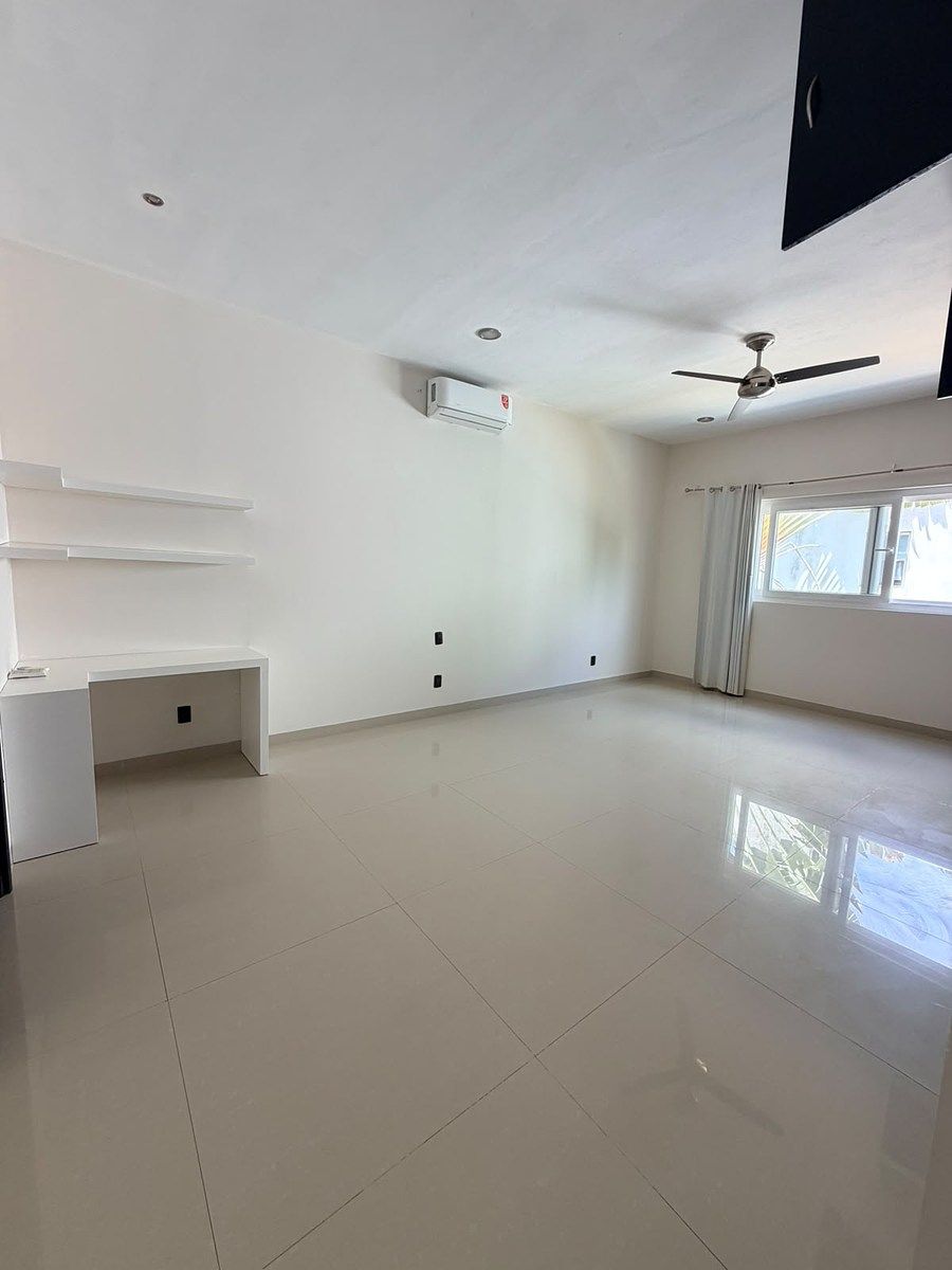 Casa en Residencial Cumbres, Benito Juárez, foto 24 de 43