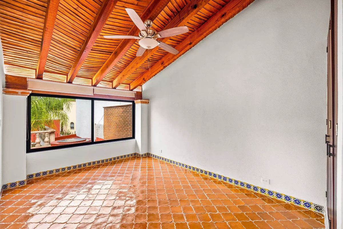 House in Villa de los Frailes, San Miguel de Allende, photo 7 of 22