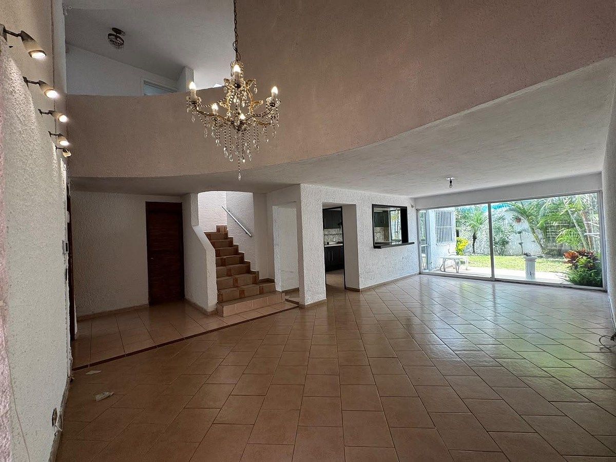Casa en Jardines Del Sol, Zapopan, foto 3 de 24