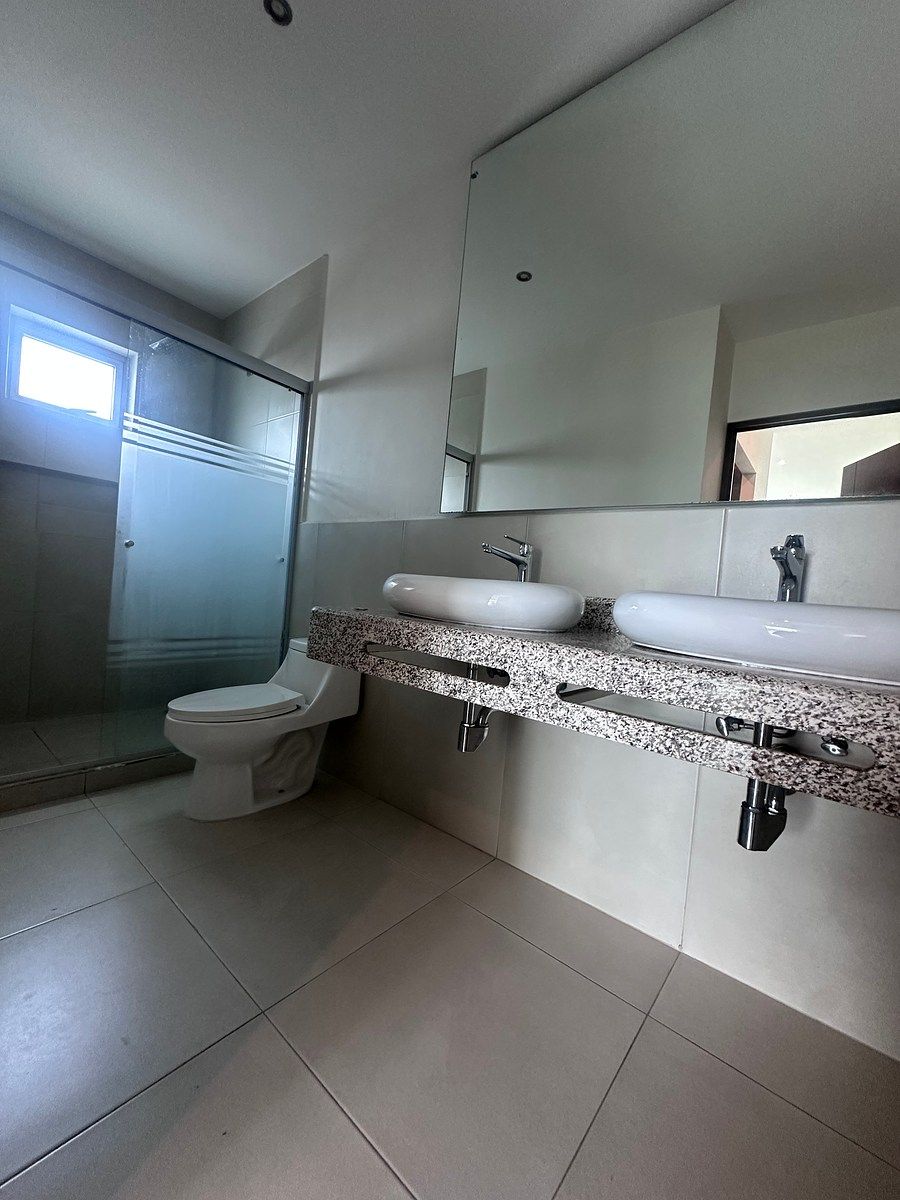 Baño Completo, foto 9 de 44