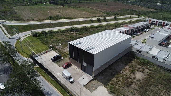 Armazém  553 m² Vista Sul 2 - Santa Cruz de las Flores, foto 1 de 9