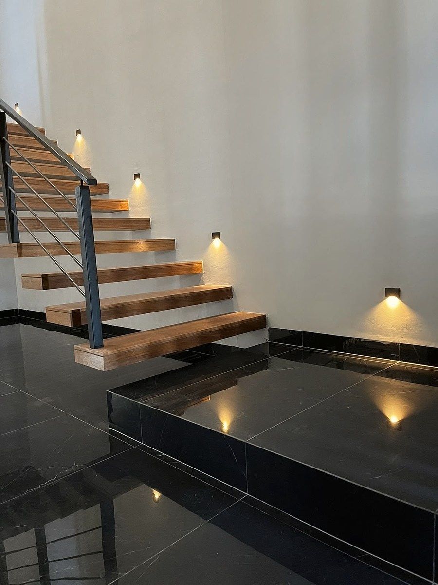Lomas de Juriquilla: 360m² de Lujo, Triple Altura y Roof Garden Techado - foto 4