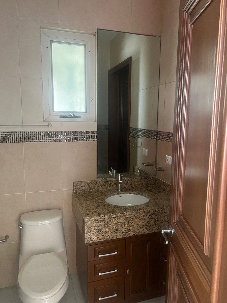 Baño tercera recámara, foto 27 de 37