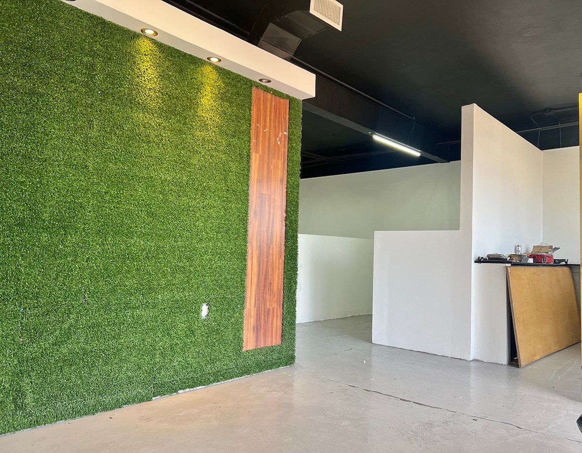Local for rent in front of Torre BBVA Blvd Salinas, photo 1 of 24