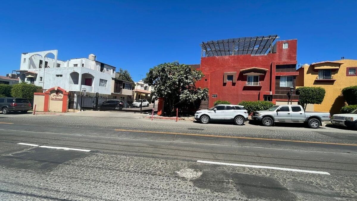 House for rent with 3 bedrooms in Santa Fe, Tijuana, photo 1 of 19