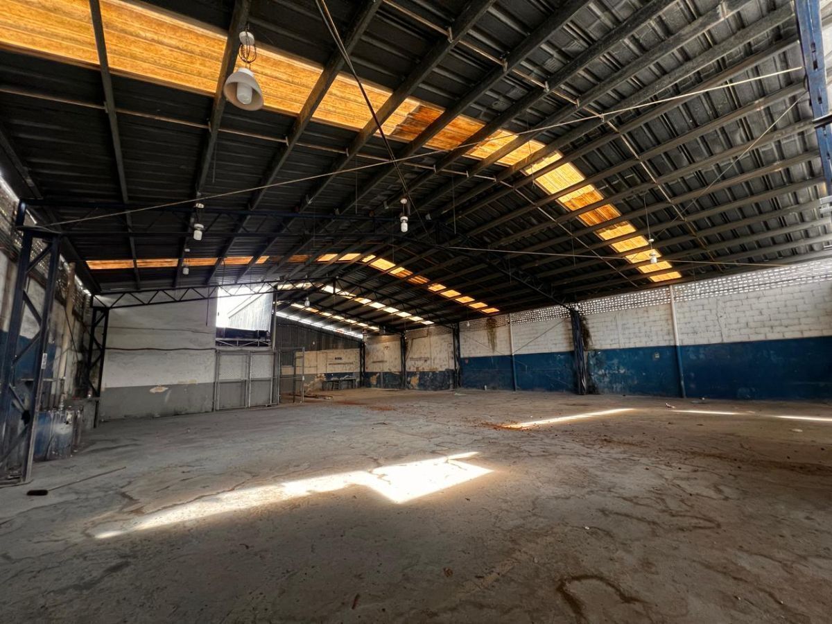 Bodega comercial en Yucatan, Mérida, foto 12 de 18