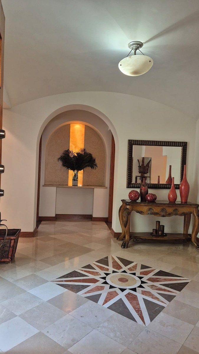 Residencia en VENTA en VALLE REAL - foto 2