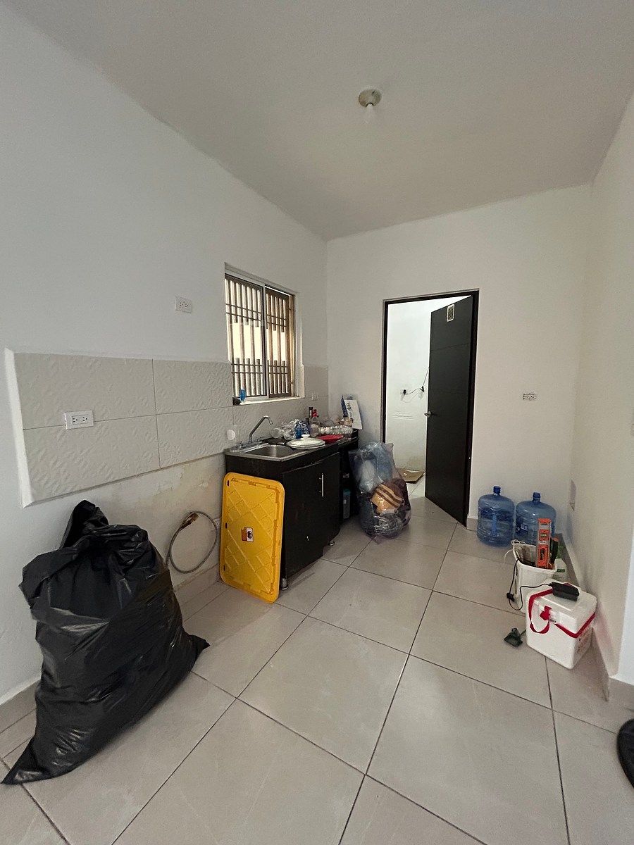 Casa em Ápice Cuatro, Santa Catarina, foto 2 de 12
