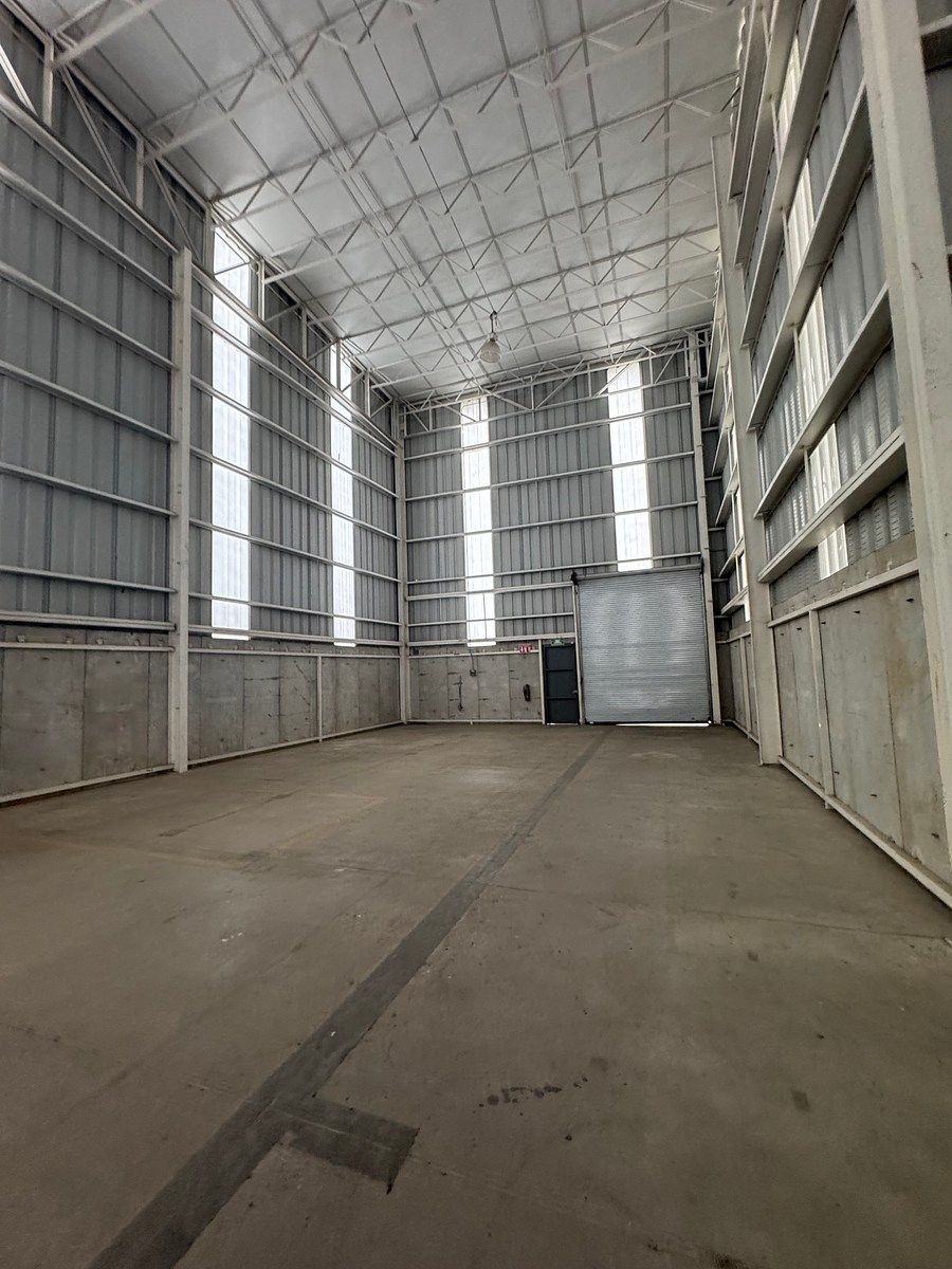 Industrial Warehouse in Bosques de San Isidro, Zapopan, photo 5 of 10