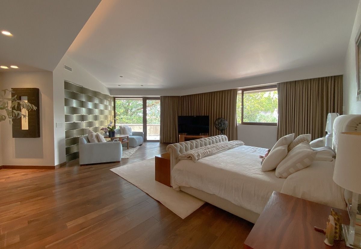 House in Bosque de las Lomas, Miguel Hidalgo, photo 10 of 25