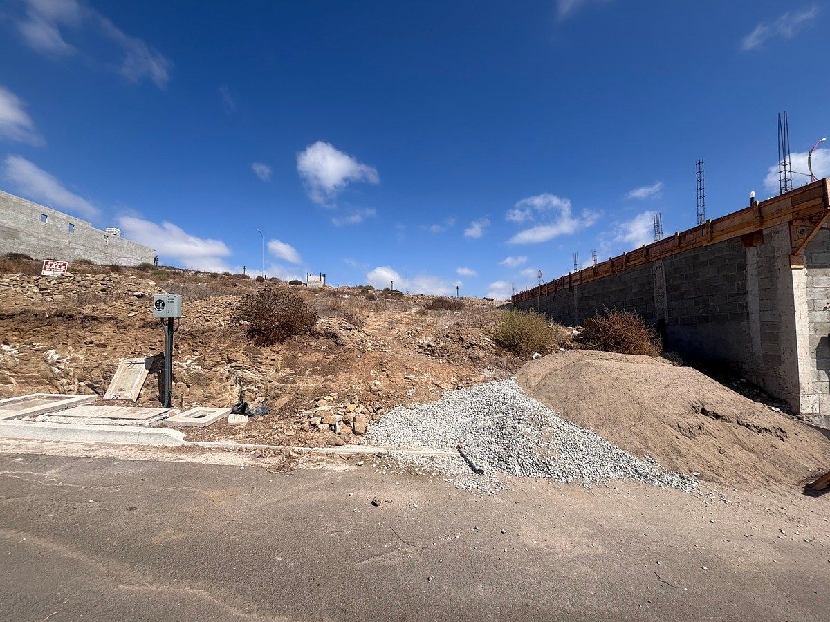 Land for Sale in San Marino Residential - foto 2