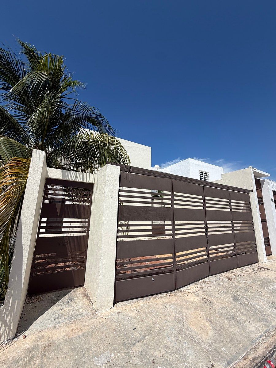 3-bedroom house for rent in Real Montejo, photo 1 of 16