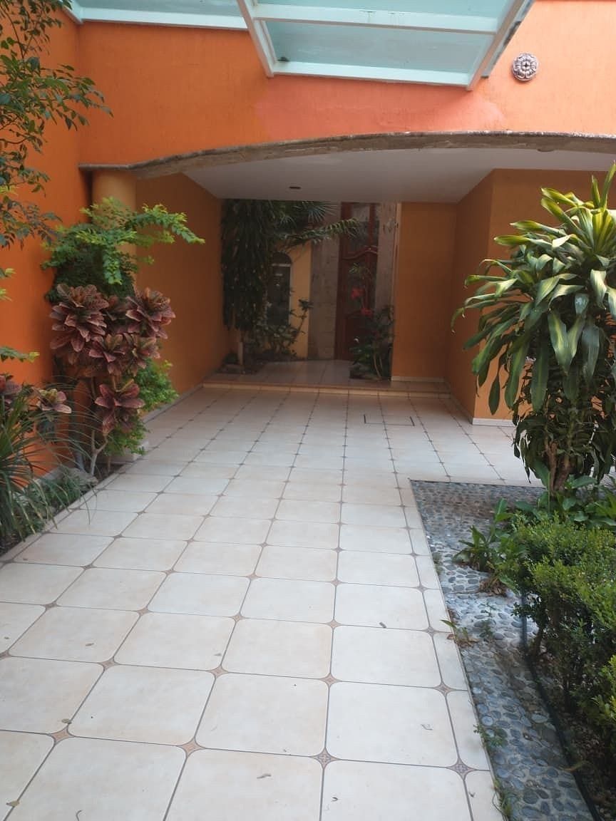 Casa en Quinta Velarde, Guadalajara, foto 3 de 12
