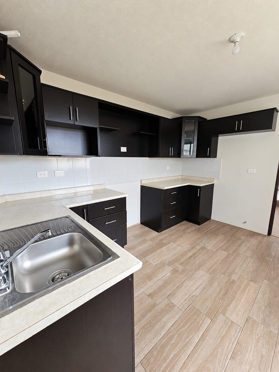 Casa en Renta - Condominio Almería San José Pinula - Image 1