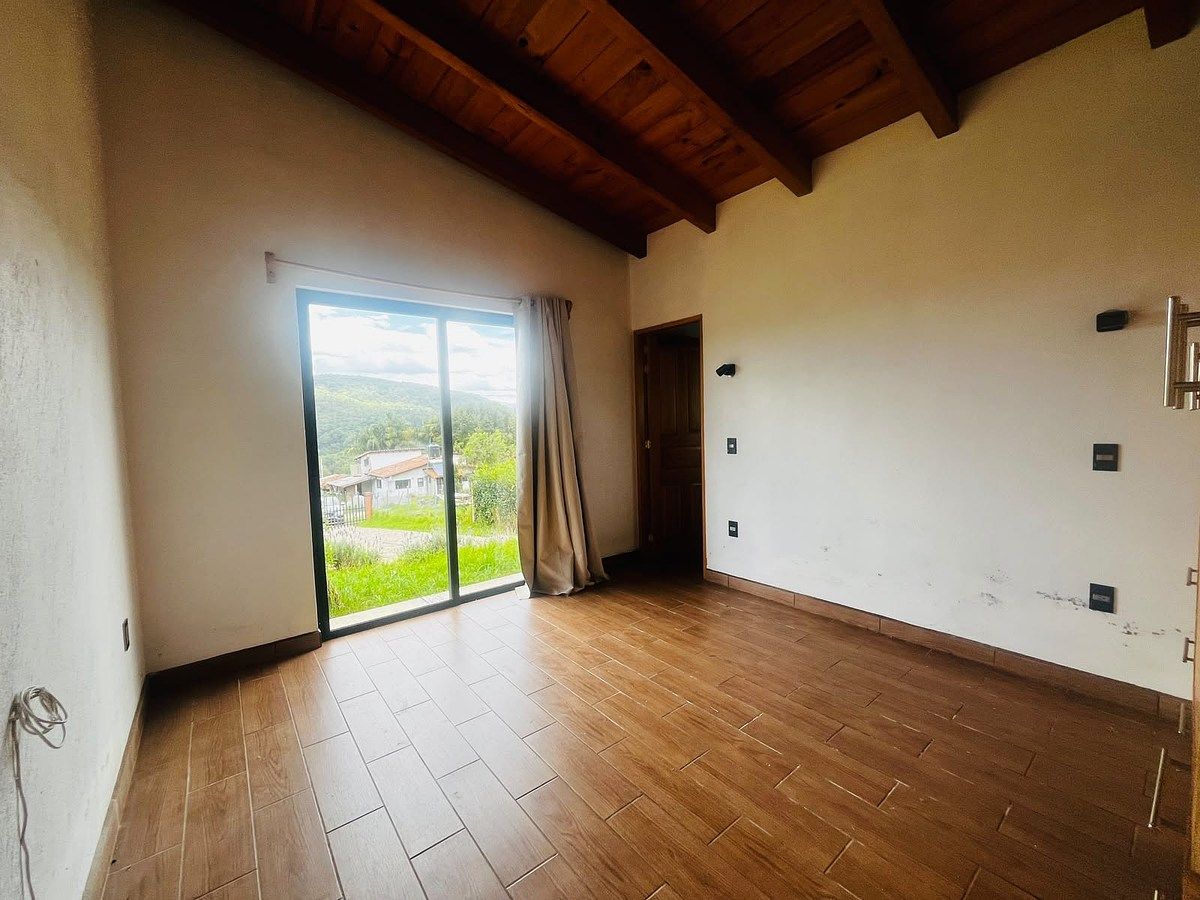 Casa en Mesa de Jaimes, Valle de Bravo, foto 6 de 12