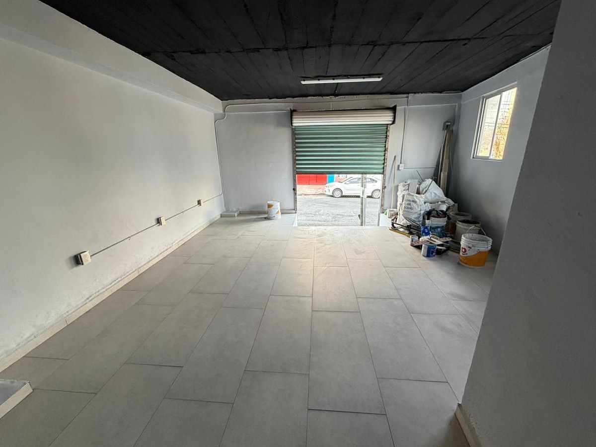 Retail Space in Santa Cruz del Monte, Naucalpan de Juárez, photo 4 of 9