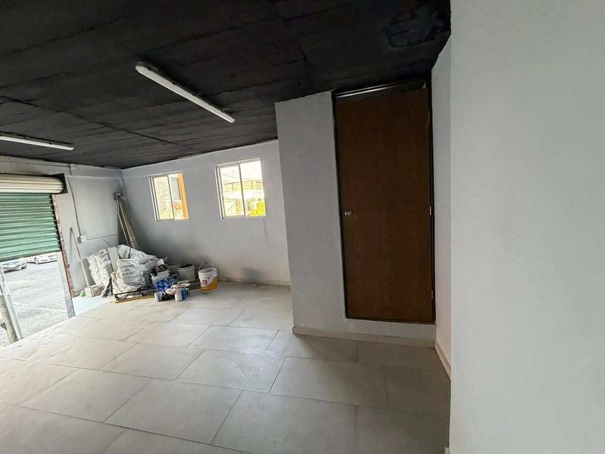 Retail Space in Santa Cruz del Monte, Naucalpan de Juárez, photo 6 of 9