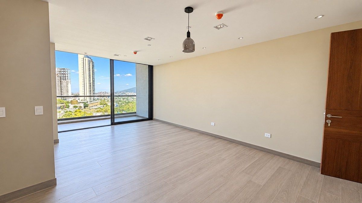 Apartamento à venda em Sonoma, foto 1 de 5