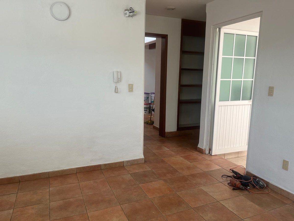 VENTA CASA EN LOMA DORADA, QUERETARO ** - foto 2
