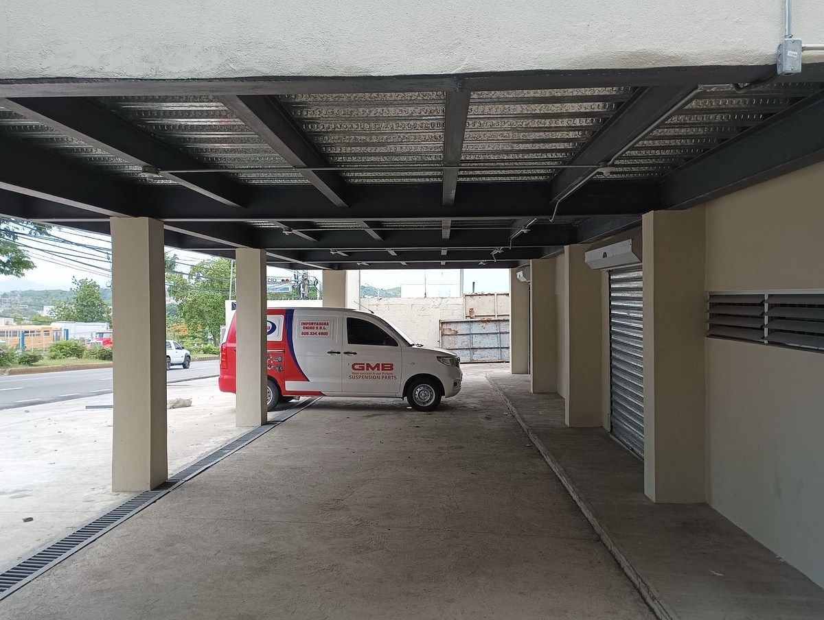 Nave en Prolongación 27 de febrero, Santo Domingo Centro (Distrito Nacional), foto 30 de 39