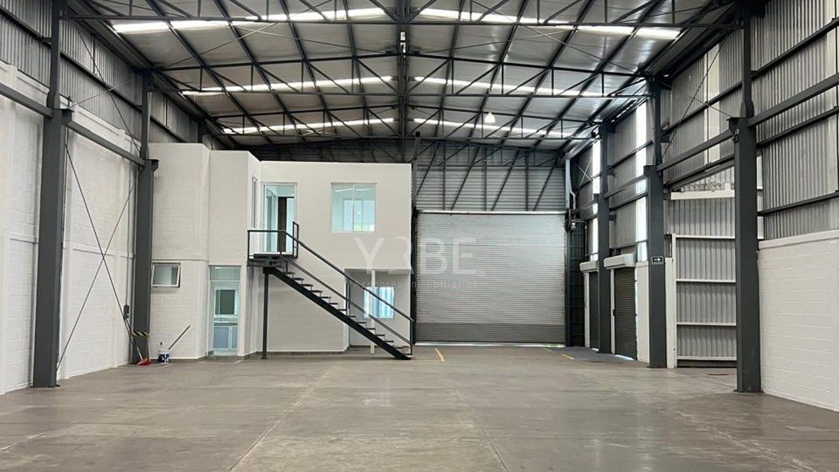 Bodega comercial en San José del Quince, El Salto, foto 12 de 16