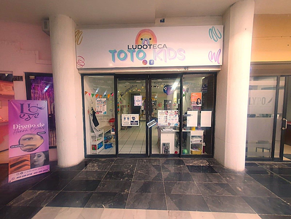 Venta de Local Comercial, Plaza Galerías Constituyentes, foto 1 de 11