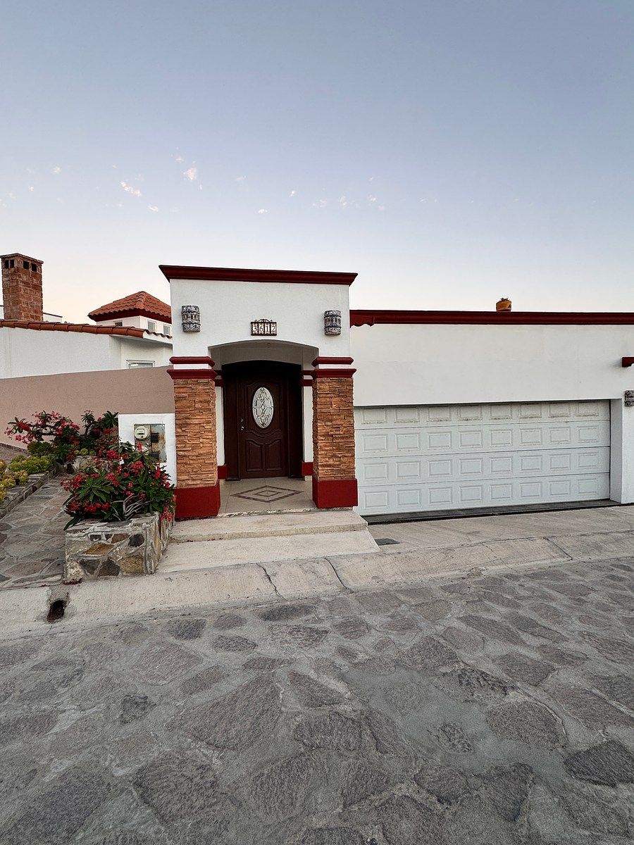 Casa en Renta en Plaza del Mar Costa Rosarito BC, foto 1 de 32
