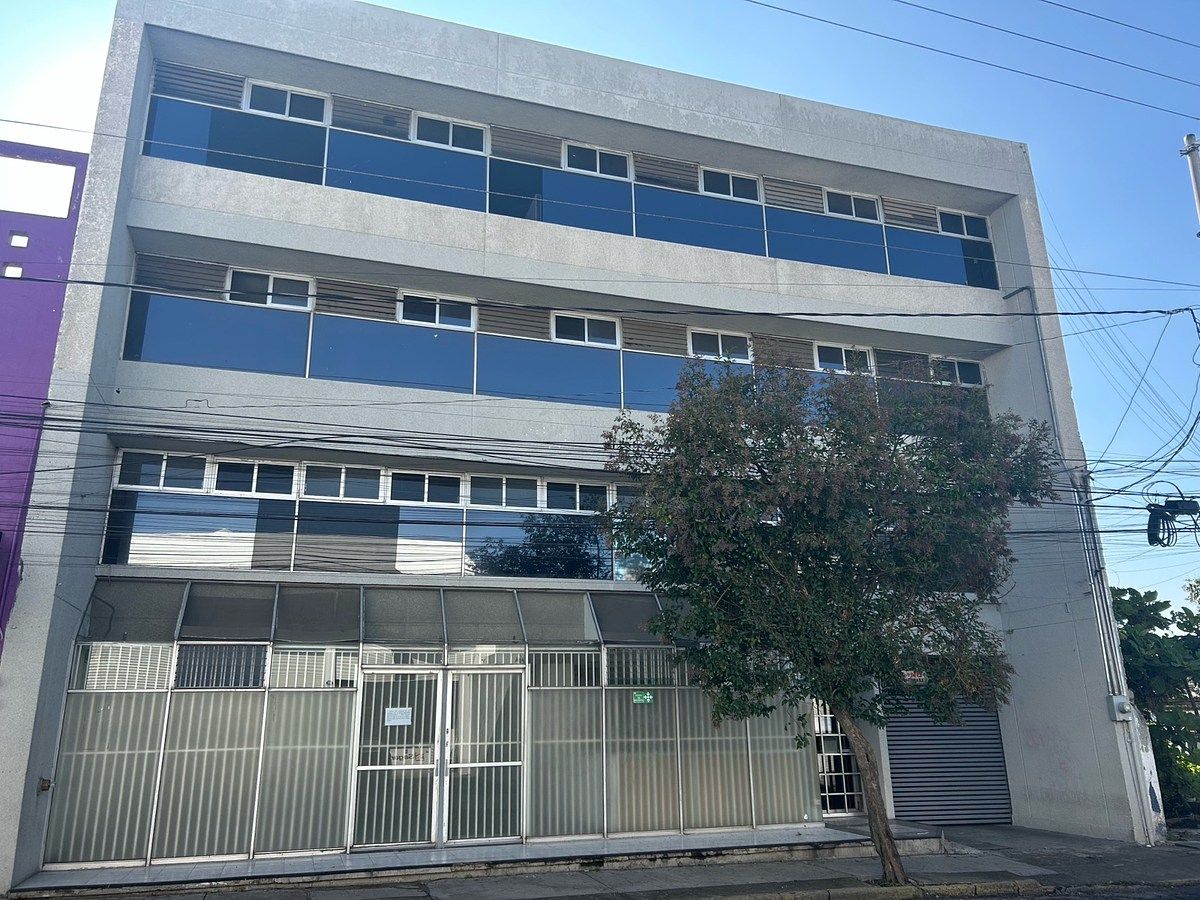 Edificio en venta Y Renta en la colonia El Carmen (SME-1801) - foto 2