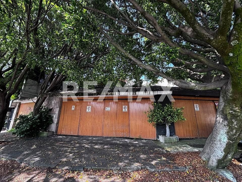 Casa en Venta en Bosque de las Lomas 689916, foto 1 de 27