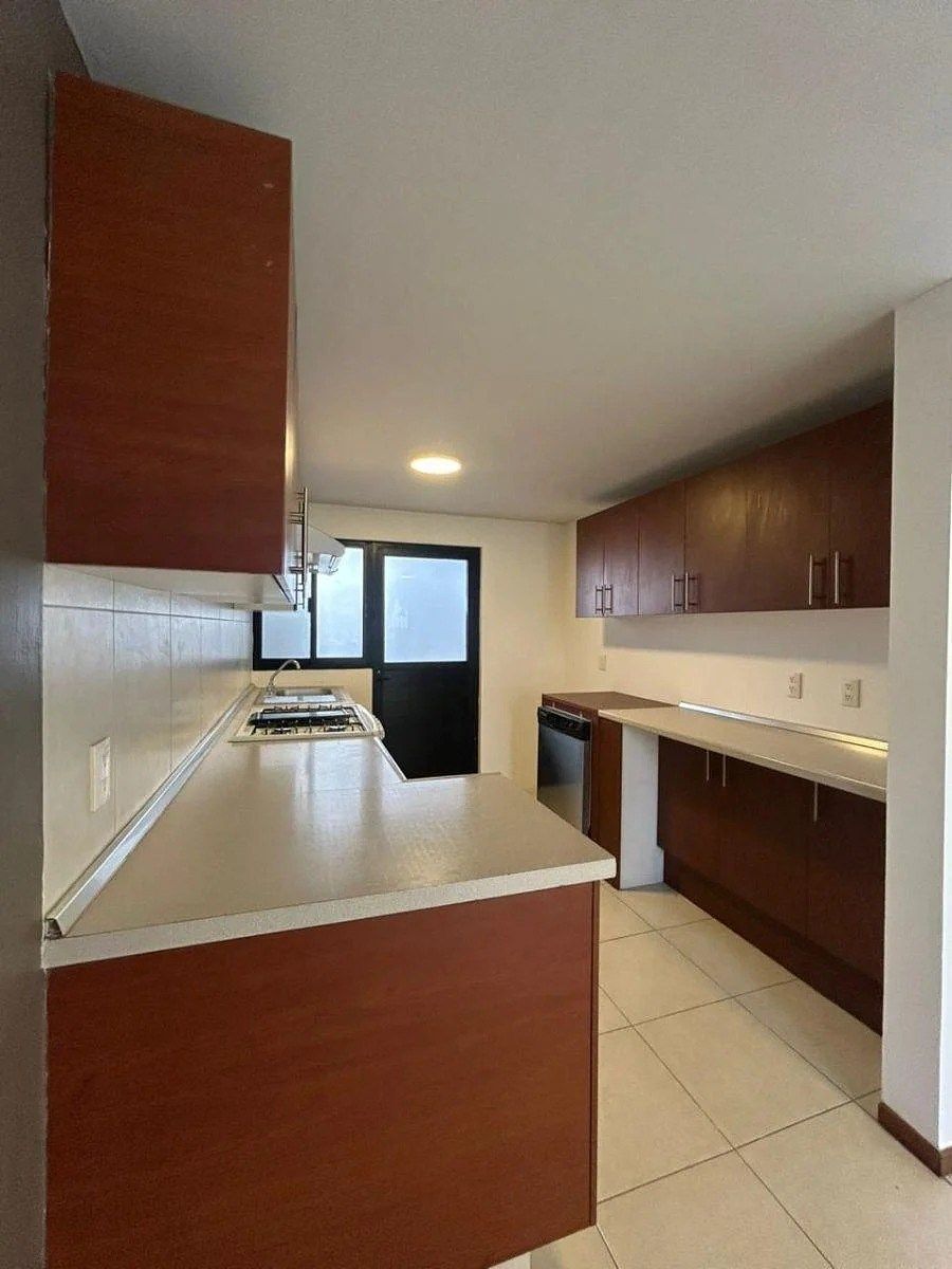 CASA EN VENTA EN LA RESERVA, CUMBRES DEL LAGO, JURIQUILLA - foto 2