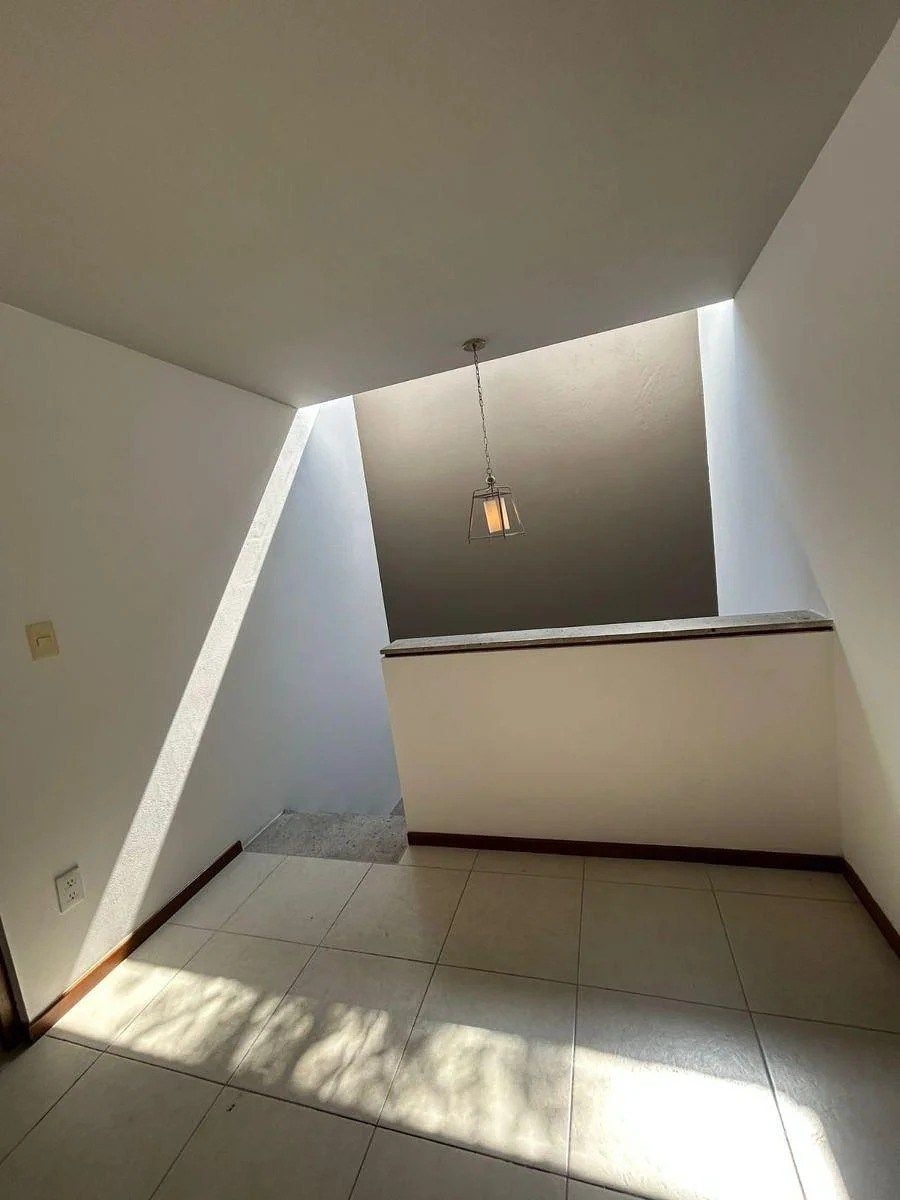 CASA EN VENTA EN LA RESERVA, CUMBRES DEL LAGO, JURIQUILLA - foto 5