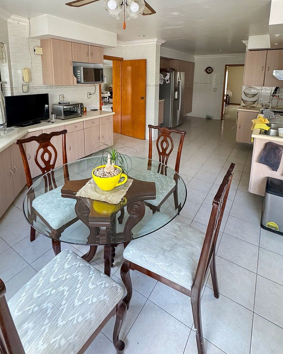 Comedor venta de casa en Bugambilias, foto 5 de 10