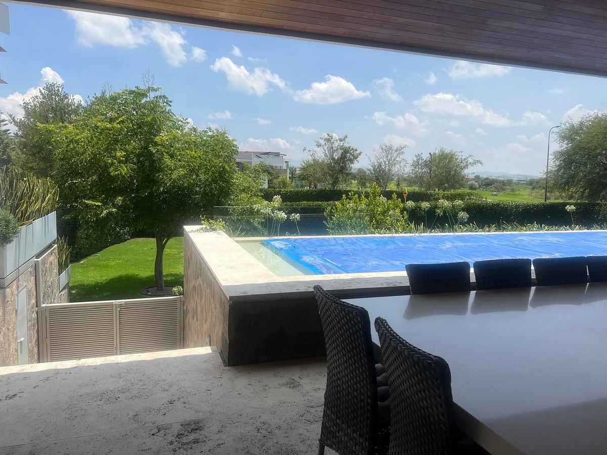 Casa em El Campanario, Querétaro, foto 3 de 13