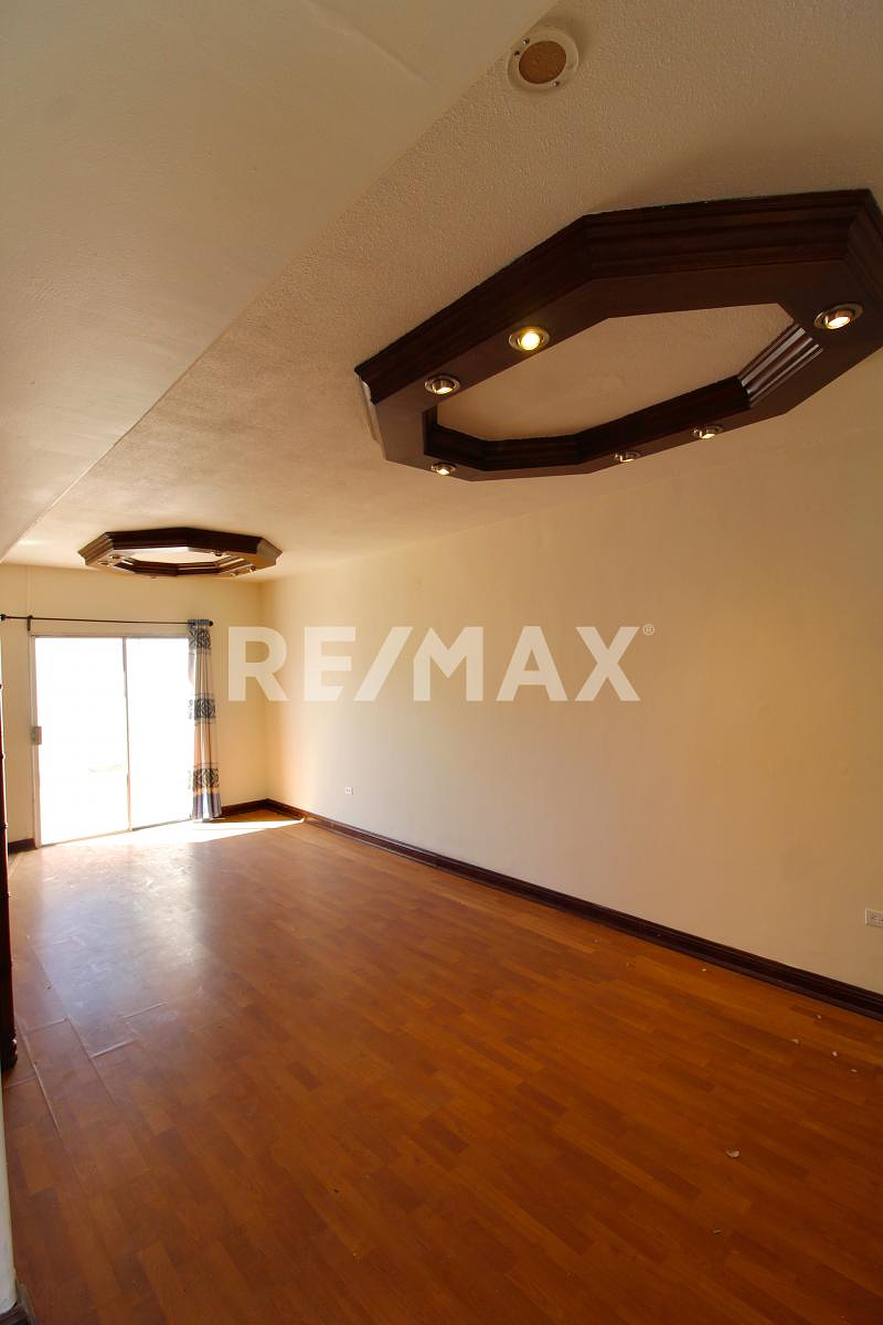 CASA EN VENTA - foto 4
