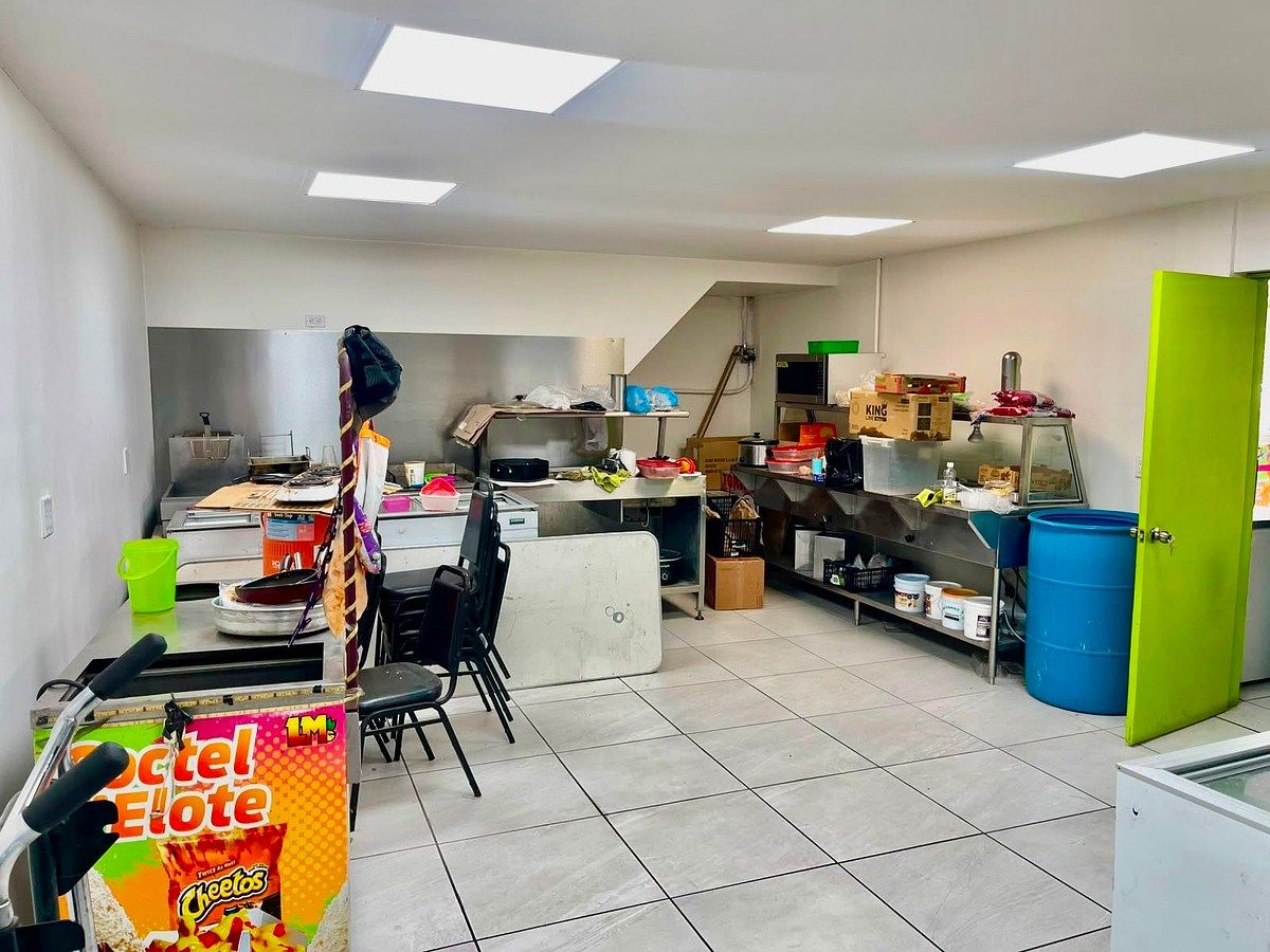 Local comercial en Lázaro Cárdenas, Mexicali, foto 9 de 10