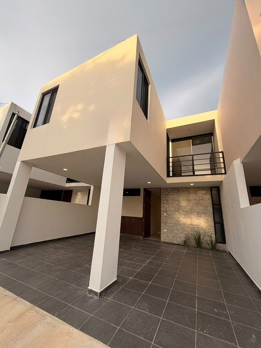 Casa en Temozon norte, foto 1 de 13