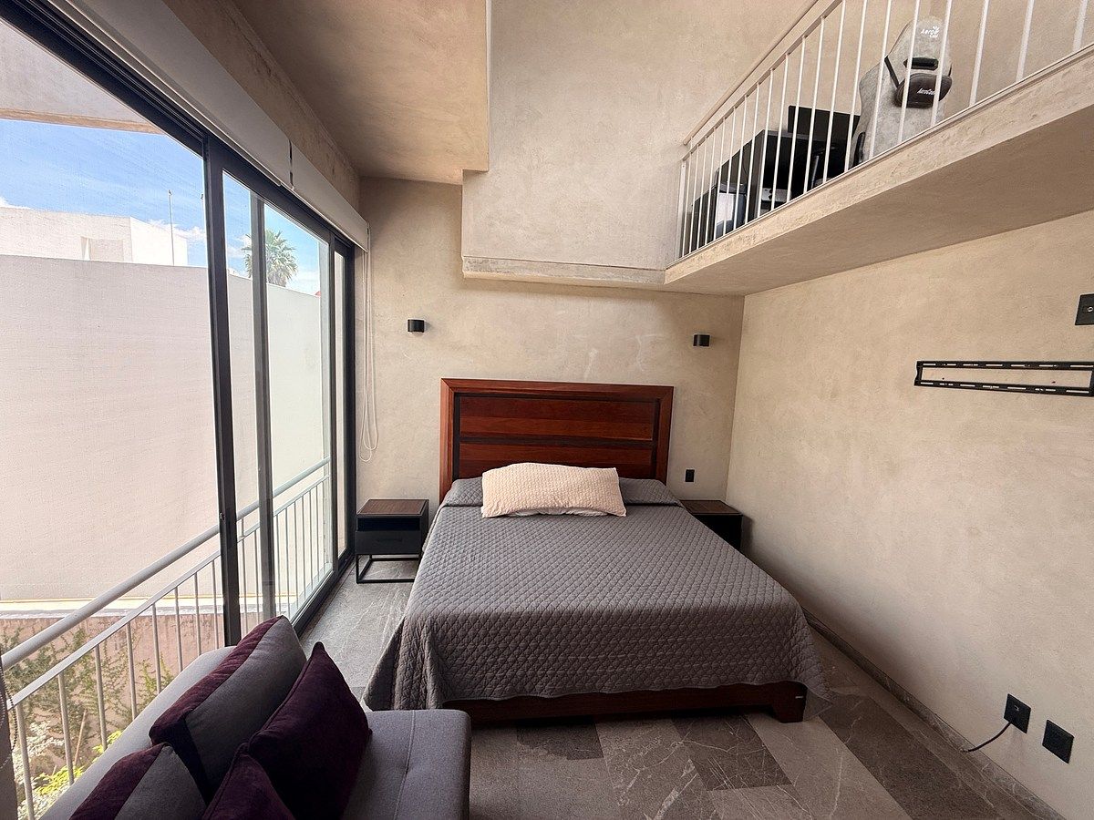 House in El Pedregal de Querétaro, Querétaro, photo 9 of 17