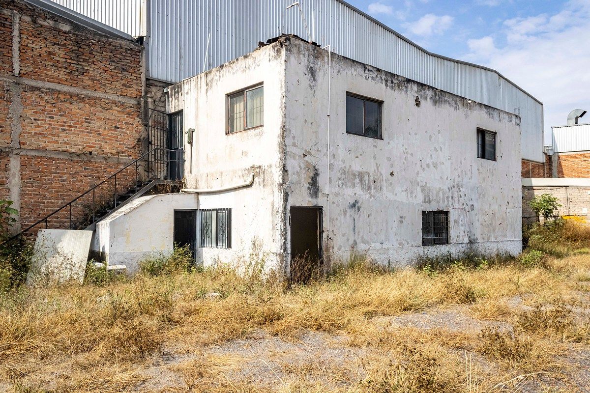Terreno Comercial en Venta para Inversionistas en Las Pintitas, El Salto - foto 3