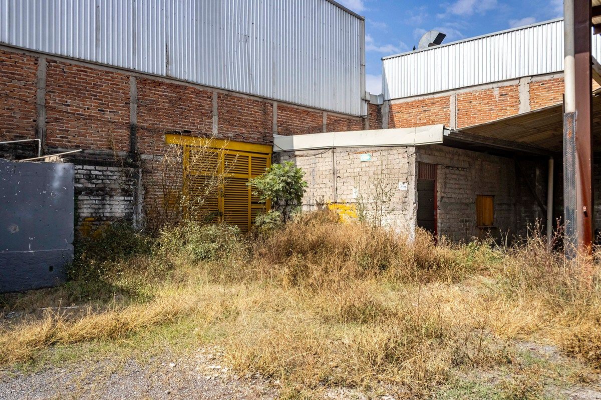 Terreno Comercial en Venta para Inversionistas en Las Pintitas, El Salto - foto 5